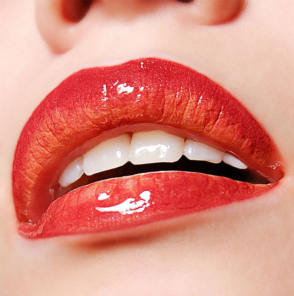 Proper Application of Lipstick